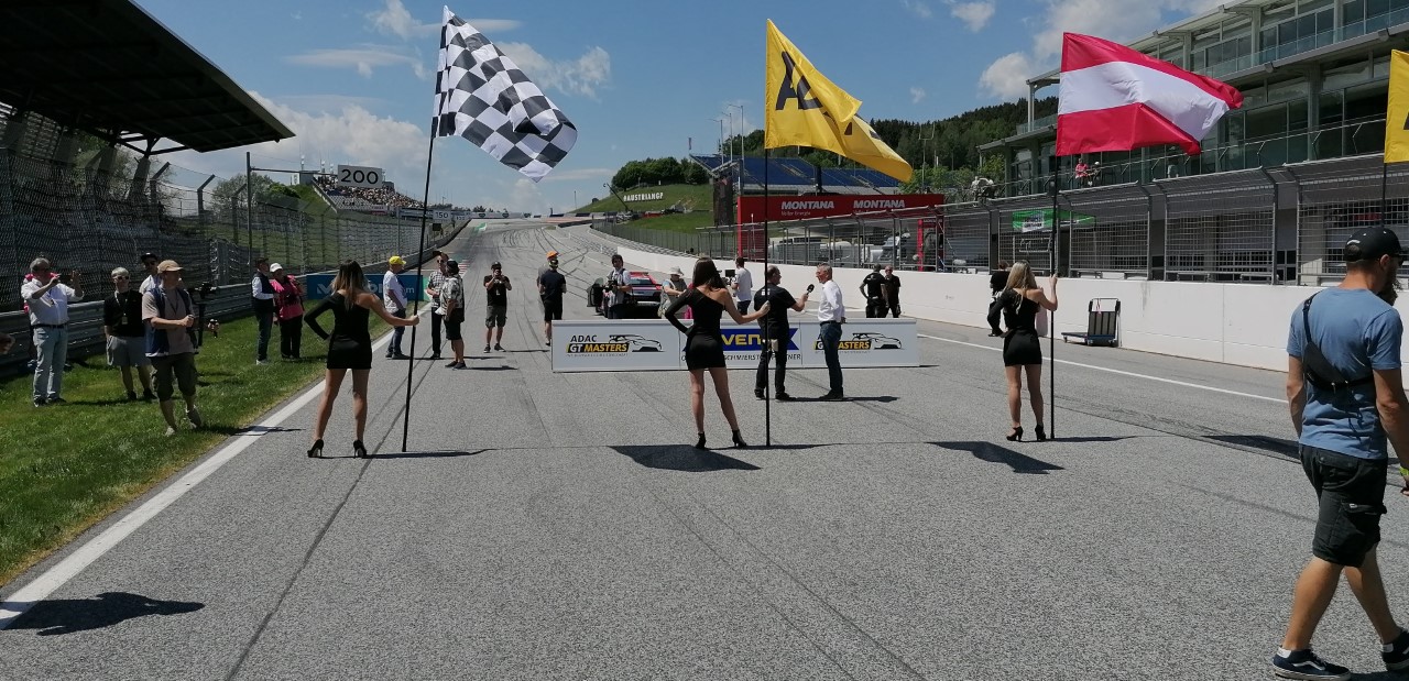 Gridgirls ADAC GT Masters 2022 Spielberg